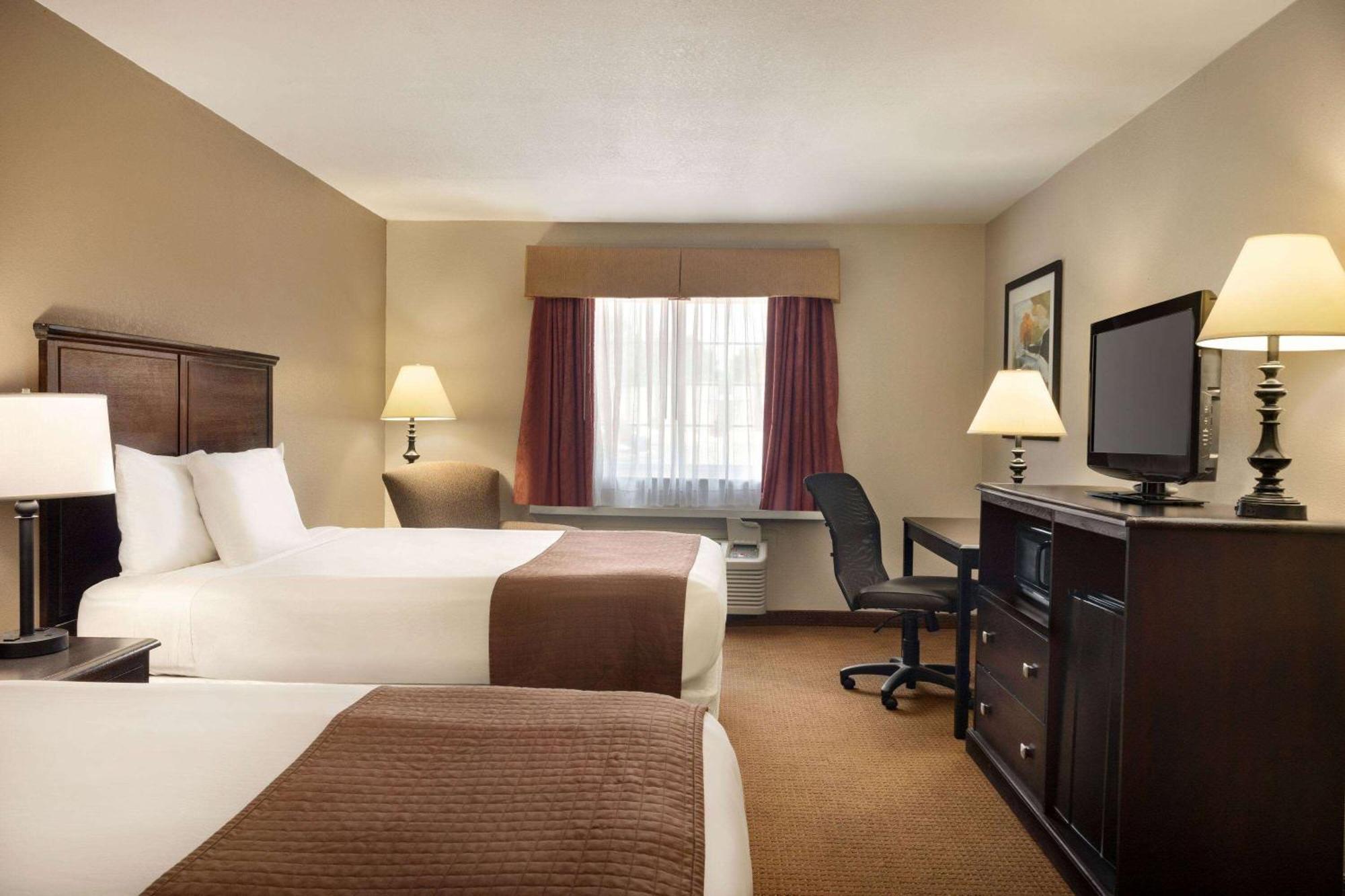 Baymont By Wyndham Kansas City Ku Medical Center Extérieur photo