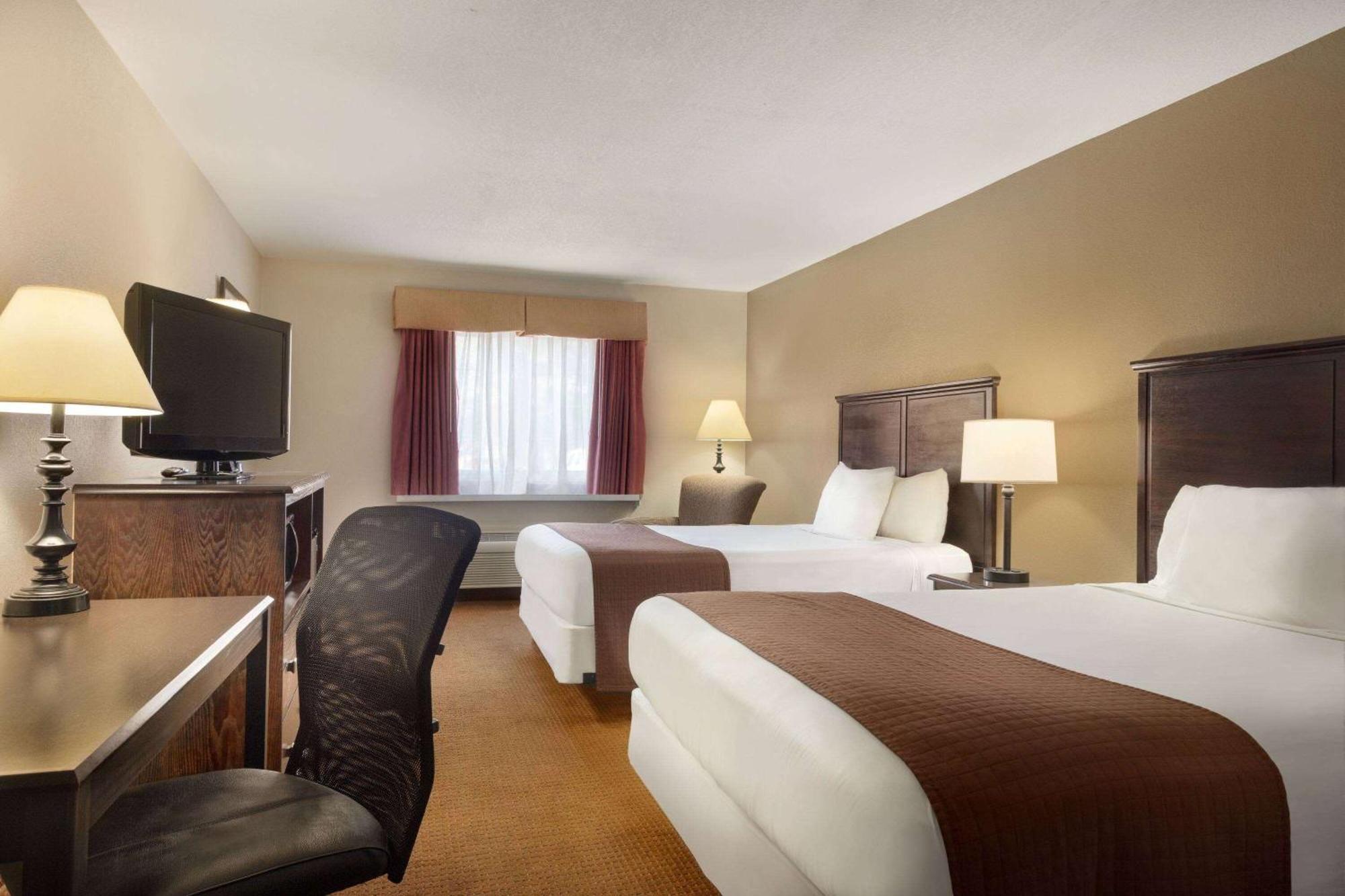 Baymont By Wyndham Kansas City Ku Medical Center Extérieur photo